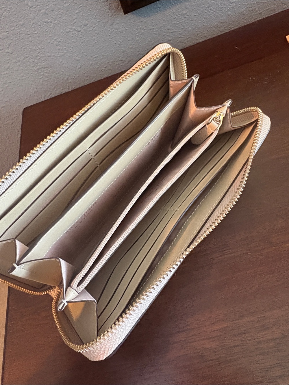 kate spade Cream and White Pebbled Leather Zip Wallet - Picture 13 of 17